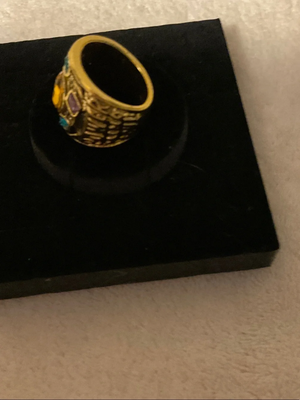 Fashion bold gold